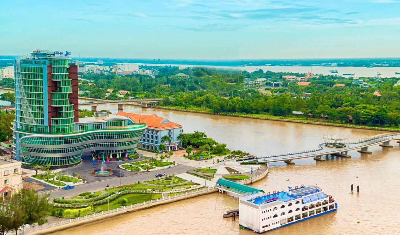 Ninh Kieu Riverside Hotel Can Tho Exterior foto